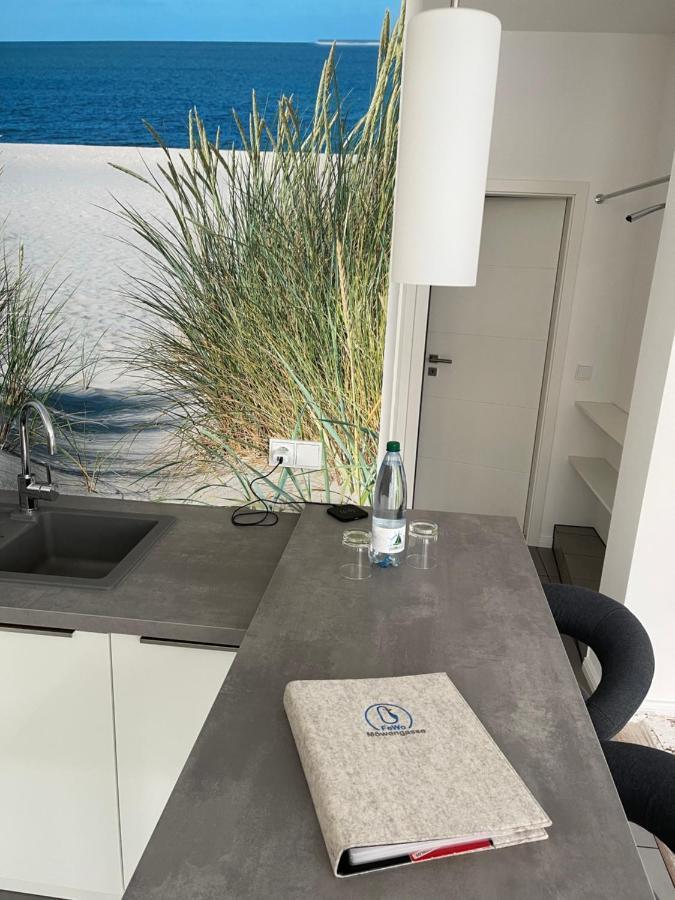Ferienwohnung Am Traveufer 뤼베크 외부 사진